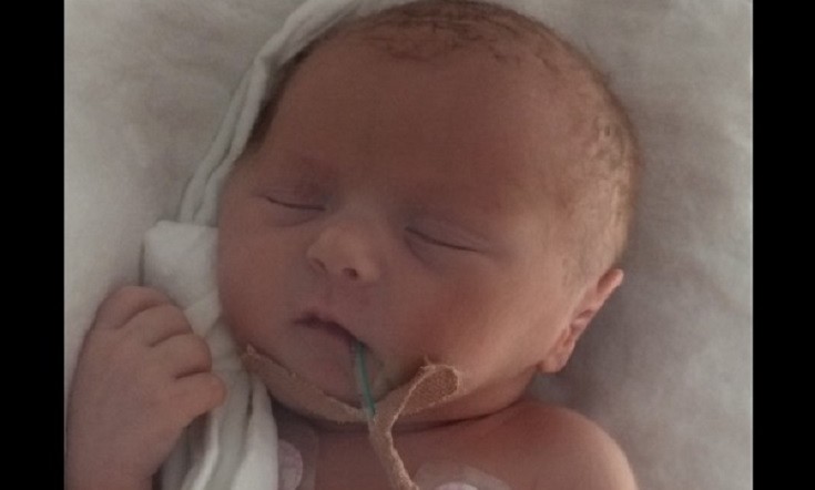 Mum of baby born with stage 4 cancer, seeks help