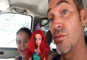 Video: Dad reacts when his son chooses a mermaid doll