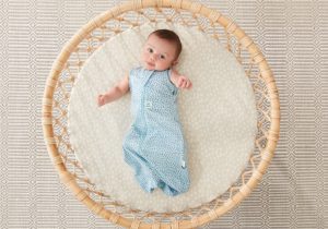 How to Transition Baby from Swaddling