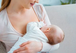 COVID-19 information for breastfeeding mums