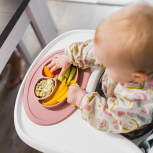 How to safely serve finger foods to babies