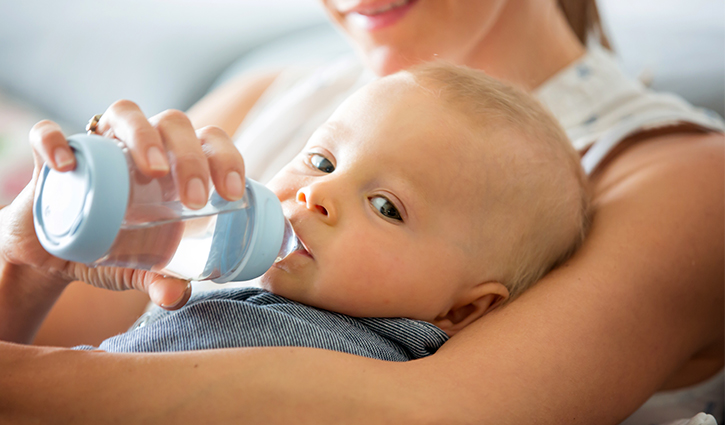 When to give water to babies