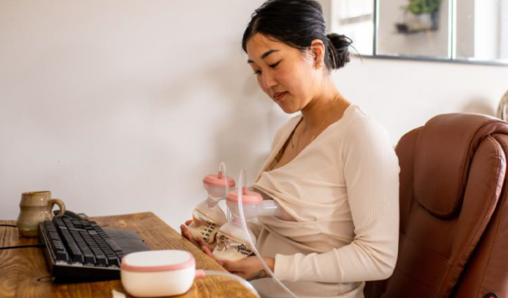 5 things we can all do to normalise breastfeeding