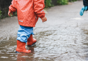 5 outdoor activities for toddlers this Spring