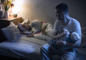 Sharing Night Duty for New Parents Could Prevent Postpartum Depression
