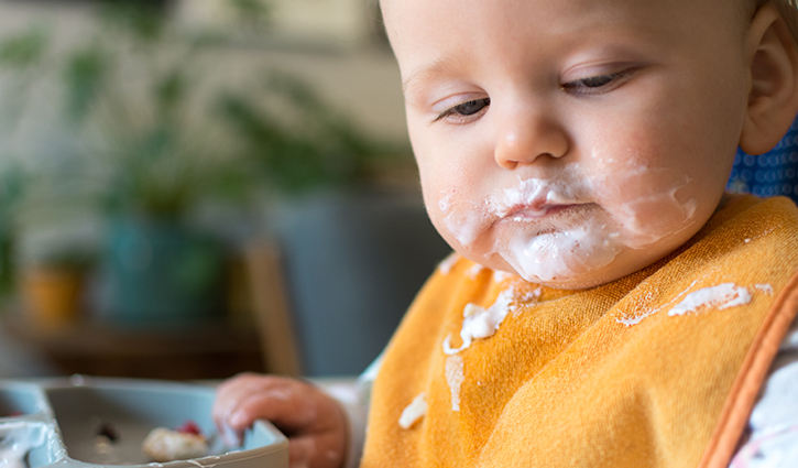 Baby-led weaning: Learn the advantages and challenges