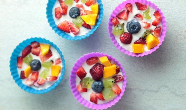 Colourful frozen yoghurt bites